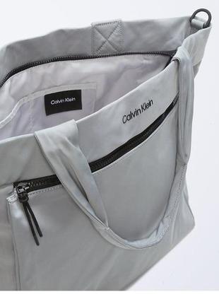 Сумка calvin klein оригинал, новая. для людей которые любят большие сумки.