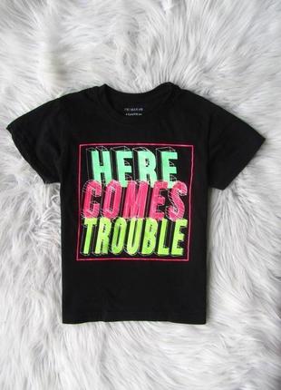 Футболка primark here comes trouble