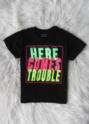 Футболка primark here comes trouble 7