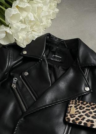 Косуха stradivarius (кожаная куртка)