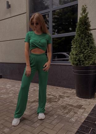 Костюм в рубчик