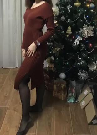 Сукня в’язана пліссе
