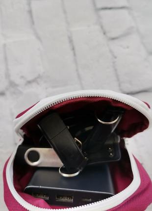Портативная сумка-органайзер для кабелей, аксессуаров, электроники3 фото