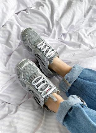 Жіночі кросівки nike x stussy air zoom spiridon cage 2 silver / smb3 фото