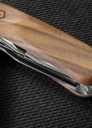 Складной нож victorinox evo wood 143 фото