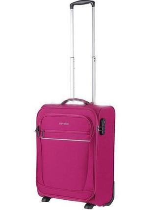 Малый тканевый чемодан travelite cabin tl090237-17 44 л, розовый