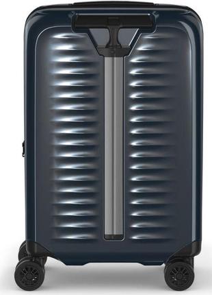 Пластиковый чемодан victorinox travel airox 34 л, синий5 фото