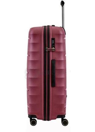 Пластиковый чемодан titan highlight merlot l 4 колеса на 112 л бордовый3 фото
