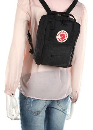 Городской рюкзак fjallraven kånken mini 7л., 23561 black черный6 фото