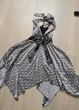 Платье в горошек с бантом