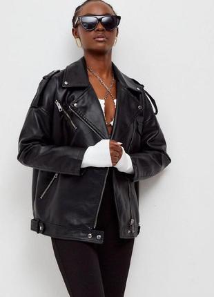 Женская черная кожаная куртка косуха2 фото