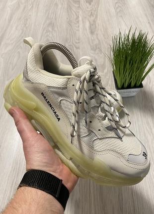 Женские кроссовки balenciaga triple s gray red blue