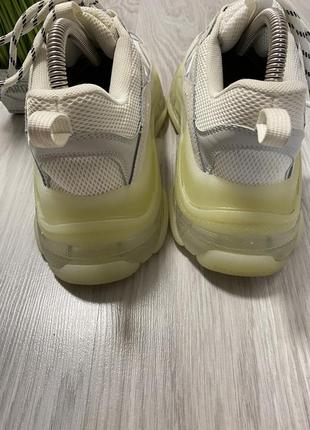 Жіночі кросівки balenciaga triple s5 фото