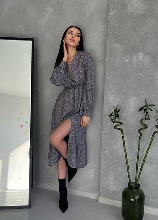 Платье миди с пышной юбкой расклешенное с вырезом декольте бежевое чёрное леопард лео юбка с разрезом вечернее на выход длинное