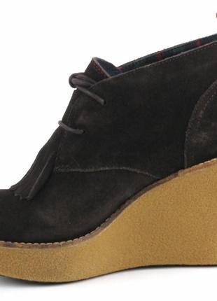 Женские коричневые демисезонные замшевые ботинки tommy hilfiger  41р. оригинал fw5681607810 фото