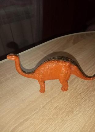 Іграшкова фігурка динозавр