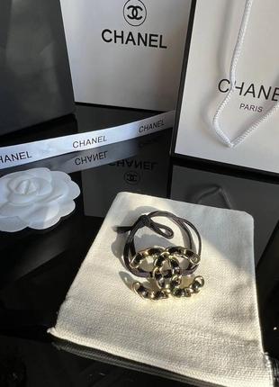 Брендова гумка для волосся шанель chanel, чорна, позолота