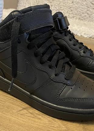 Nike air кроссовки кожа!!!