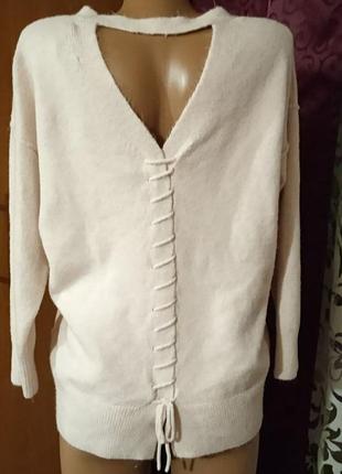 Прикольна кофтина з вирізами на шнуровці р 42/44