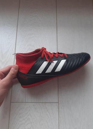 Копы бутсы сороконожки adidas predator