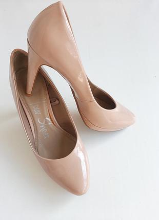 Туфлі базові george бежеві лакові