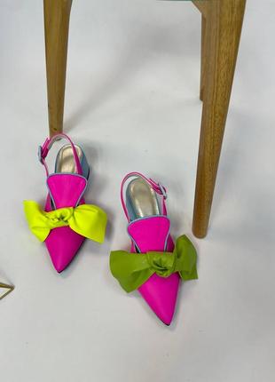 Яркие эксклюзивные босоножки кожаные много цветов6 фото
