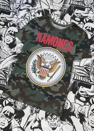 Футболка camo с принтом панк-рок-группа ramones