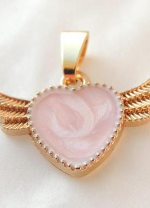 Кулон подвеска liresmina jewelry крылатое сердце 1.3 см золотистый