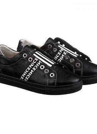 Стильные кожаные кеды слипоны на резинке с надписью черные, белые натуральная кожа