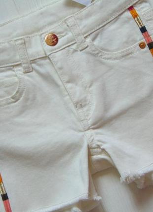 H&m. размеры 4-5, 5-6 и 6-7 лет. новые стильные белоснежные шорты для девочки5 фото