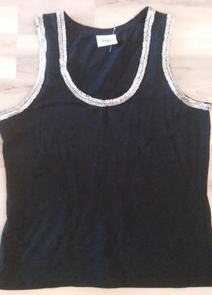 Майка с украшением