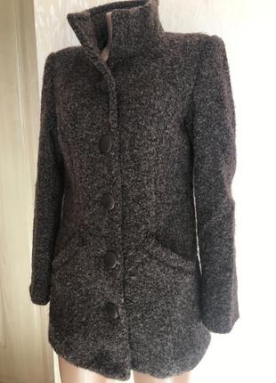 Фирменное пальто букле 10