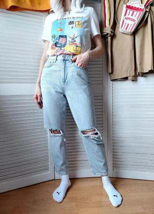 Джинсы на высокой талии посадке мом момы mom с разрезом loose mom jeans1 фото