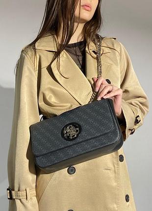 Сумка від guess zadie 3