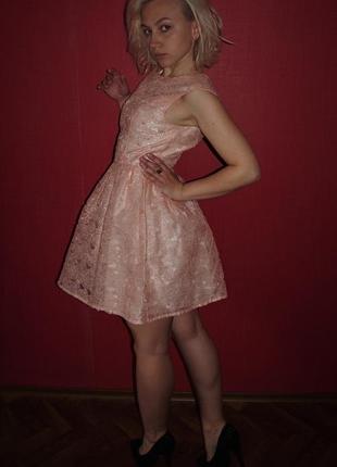 Очаровательное платье