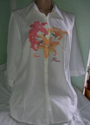 Ексклюзивна блуза з квітковим мотивом і вишивкою,46-52разм,maria bellesi.1 фото