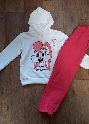 Костюм для дівчат