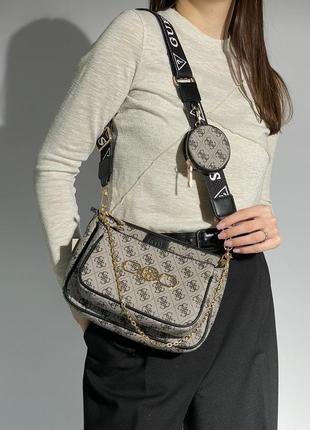 Сумка в стиле guess pochette multi grey5 фото