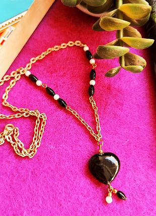 Колье с подвеской-сердцем из черного стекла, винтаж