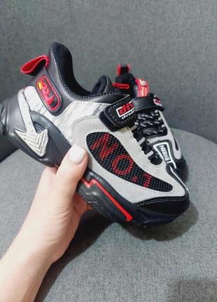 Кроссовки для мальчика 26,28,29,30,31р