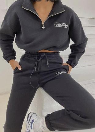 Спортивний костюм adidas