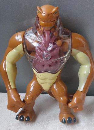 Фигурка ben 10 humungosaur,гумангозавр