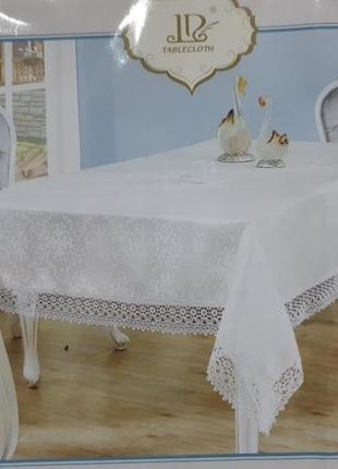 Біла беж красива скатерть/скатертина з кружевом в узори на кухонний стіл 120*150. є розміри