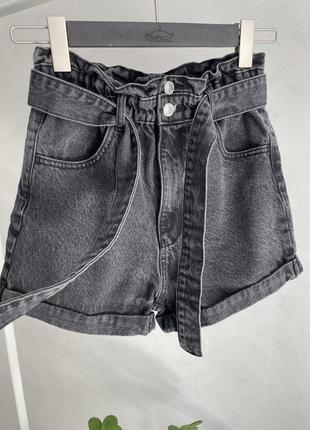 Женские джинсовые шорты stradivarius б/у.1 фото