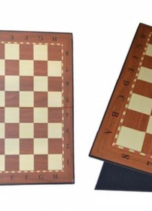 Дошка картонна для гри в шахи, шашки. 33х33 см