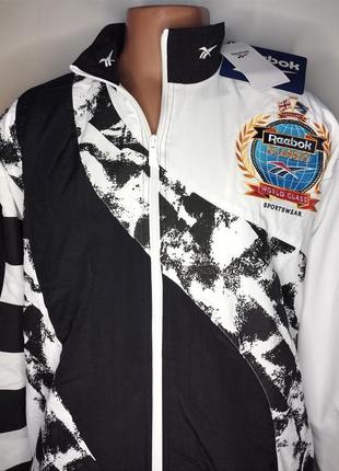 Спортивная кофта "reebok"