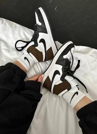 Кроссовки nike air jordan 1 retro dark mocha4 фото