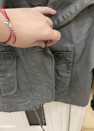 Стильная ветровка