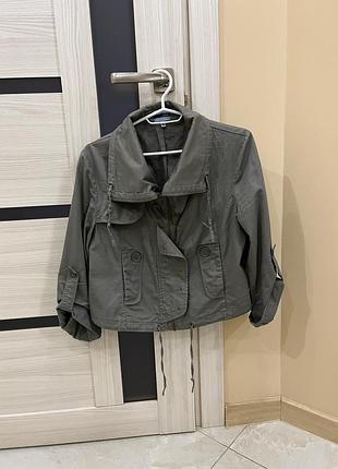 Стильная ветровка