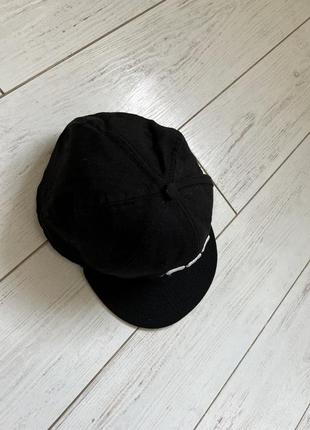 Snapback wesc оригінал3 фото